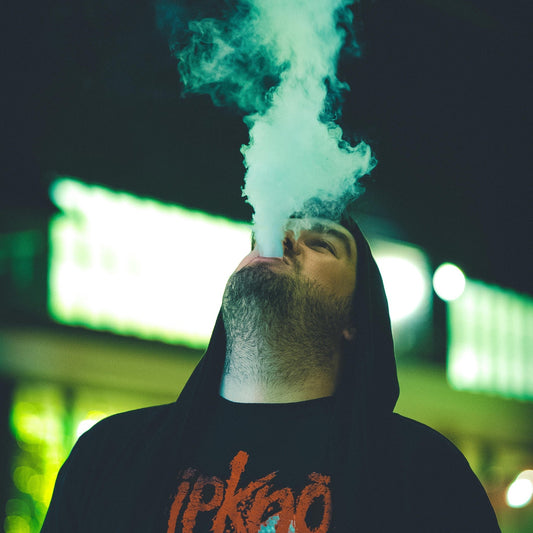 🌬️ ¿Qué es el vapeo y por qué cada vez más personas lo prefieren en 2025? - SUPERVAPE